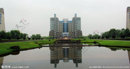 南昌工程学院图书馆图片