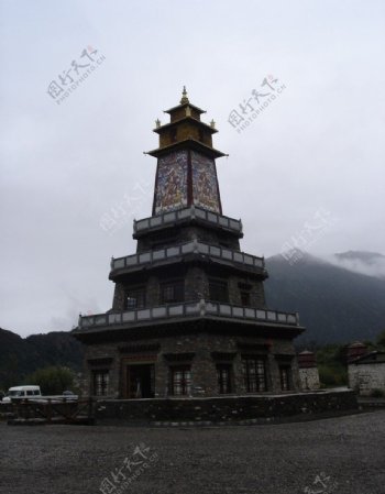 西藏碉楼图片