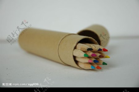 铅笔彩色铅笔七彩铅笔图片