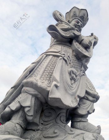 四大天王石雕像图片