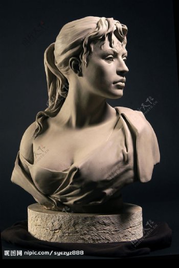 女子雕塑泥塑图片