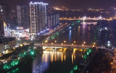 六合桥梁夜景图片