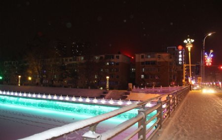 冬季雪桥图片