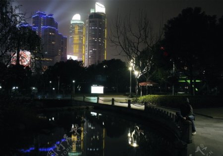上海徐家汇公园夜景图片