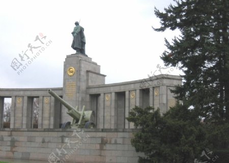 柏林苏军纪念碑图片