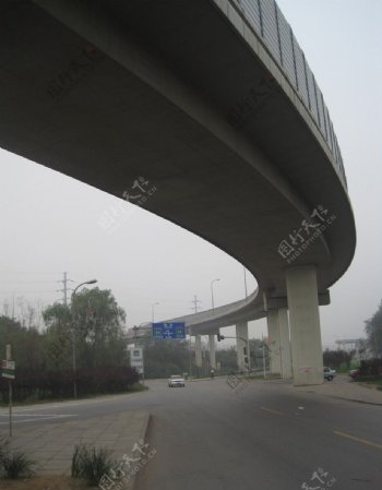 良乡高速出口桥图片