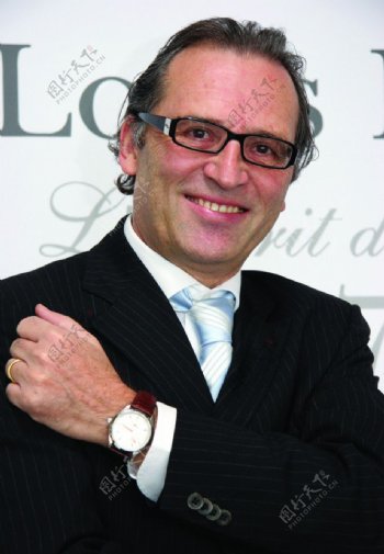 LouisErard时尚奢侈腕表CEO图片