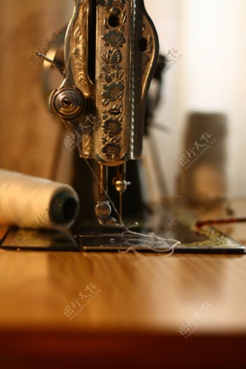 缝纫机图片