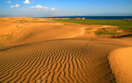 沙漠沙滩黄沙图片