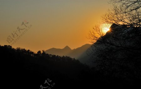 夕阳落山时图片