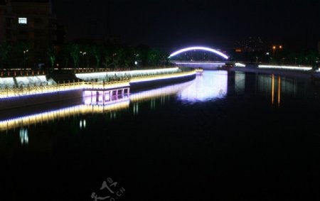 运河夜色图片