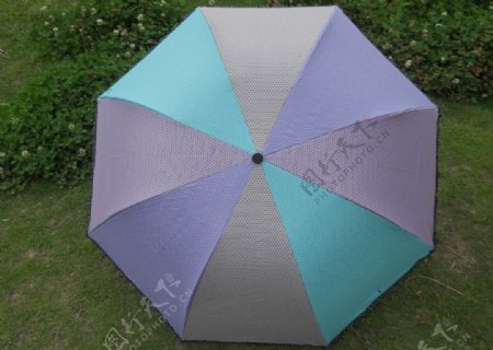 七彩雨伞图片