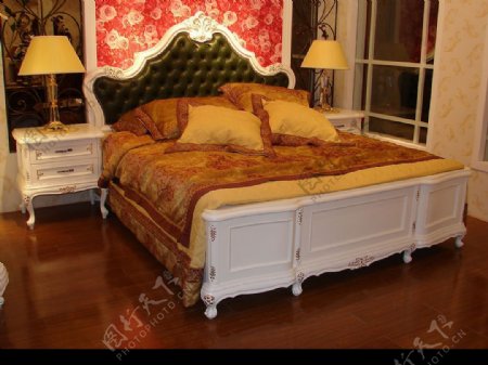 经典欧式家具卧室家具图片