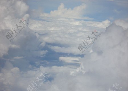 天空上的云图片