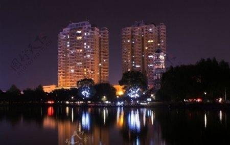 义乌夜景图片