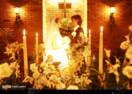 烛光婚礼图片