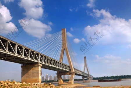 武汉天兴洲大桥图片