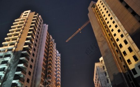 高楼夜色图片