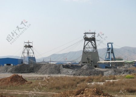 煤矿井架图片