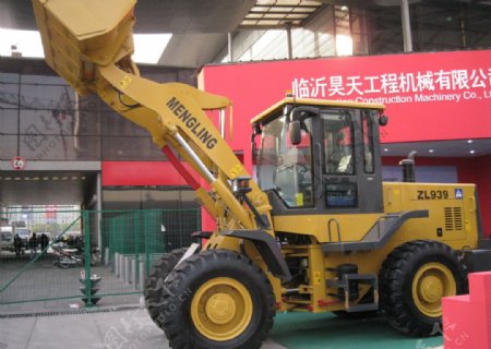 轮式装载机图片
