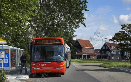 斯堪尼亚交接式公交大巴图片