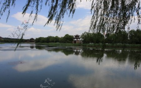 颐和园昆明湖西提风景图片