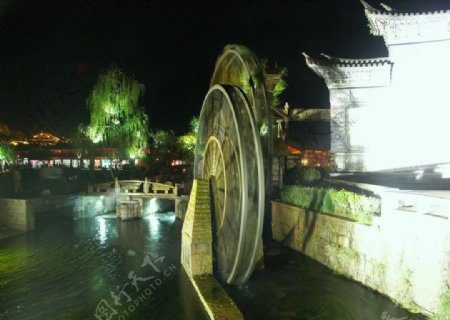 丽江之夜图片