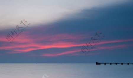 夕阳海港图片