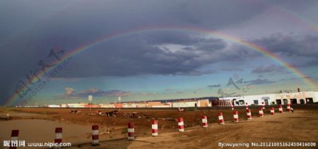 新疆美丽双彩虹图片
