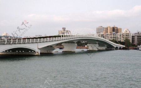 三亚凤凰岛大桥图片