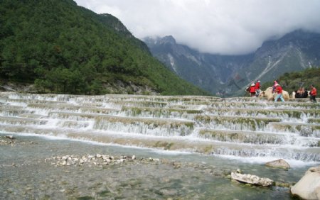 玉龙雪山蓝月谷图片