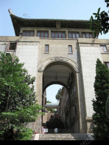武汉大学的学生宿舍图片
