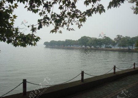 武汉东湖风景图片