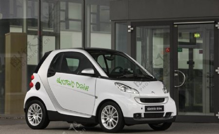 SMART汽车公司QQ型电动轿车图片