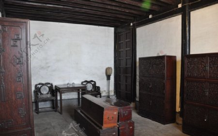 中式传行李室图片