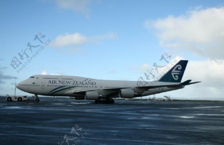 波音777型大型远程客机图片