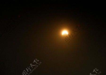 太阳日食黄昏图片