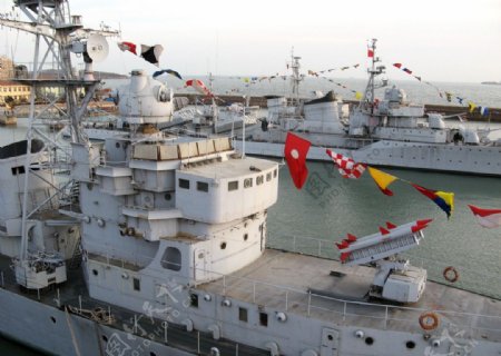 青岛海军博物馆驱逐舰图片