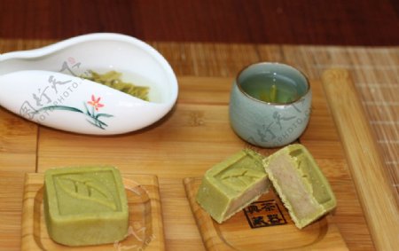 采芝斋传统绿茶糕点图片