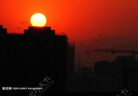 北京落日图片