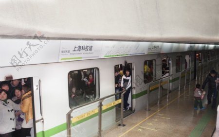 地铁2号线上海科技馆图片