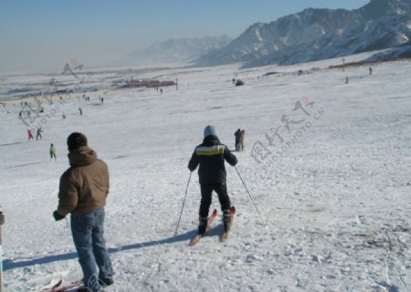 乌鲁木齐南山滑雪场初级雪道图片