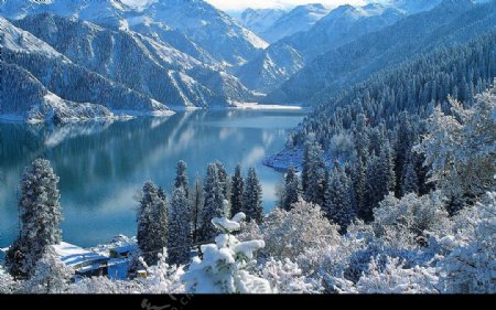 新疆冰雪风光图片