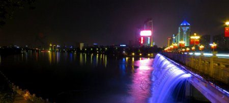 南湖夜景图片