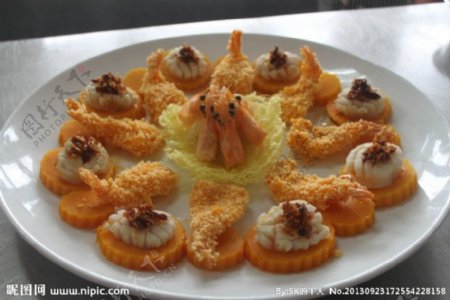 鱿鱼虾酥盘图片