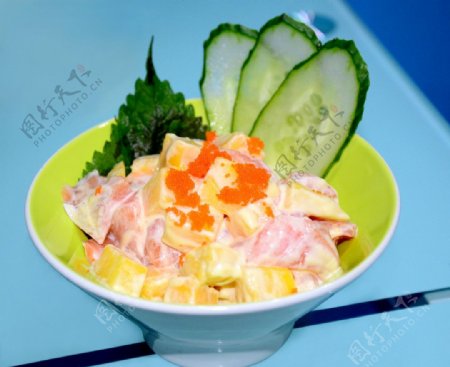 三文鱼芒果沙拉图片