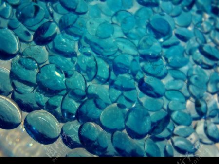 蓝色鹅卵石图片