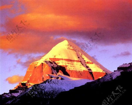 西藏阿里冈仁波齐神山图片