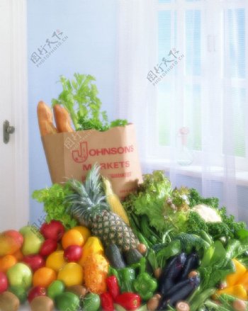 窗户边的蔬菜图片