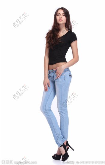 牛仔裤女模特图片